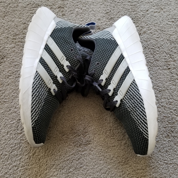 Adidas - Picture 3 of 5